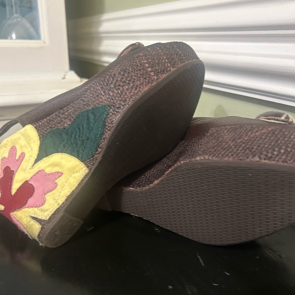 2/$28 Sam Edelman Boho Cork Embroidered Flower Wedge Boho Size 7.5 - Picture 3 of 5